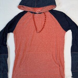 Men’s BKE Hoodie Size Small